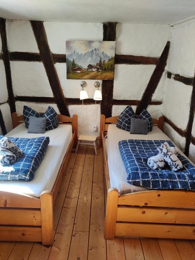 Gemuetliche Gaestezimmer In Einem Neu Sanierten Fachwerkhaus Sachsenheim Dış mekan fotoğraf