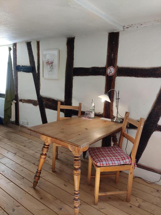 Gemuetliche Gaestezimmer In Einem Neu Sanierten Fachwerkhaus Sachsenheim Dış mekan fotoğraf