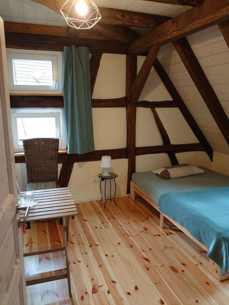 Gemuetliche Gaestezimmer In Einem Neu Sanierten Fachwerkhaus Sachsenheim Dış mekan fotoğraf