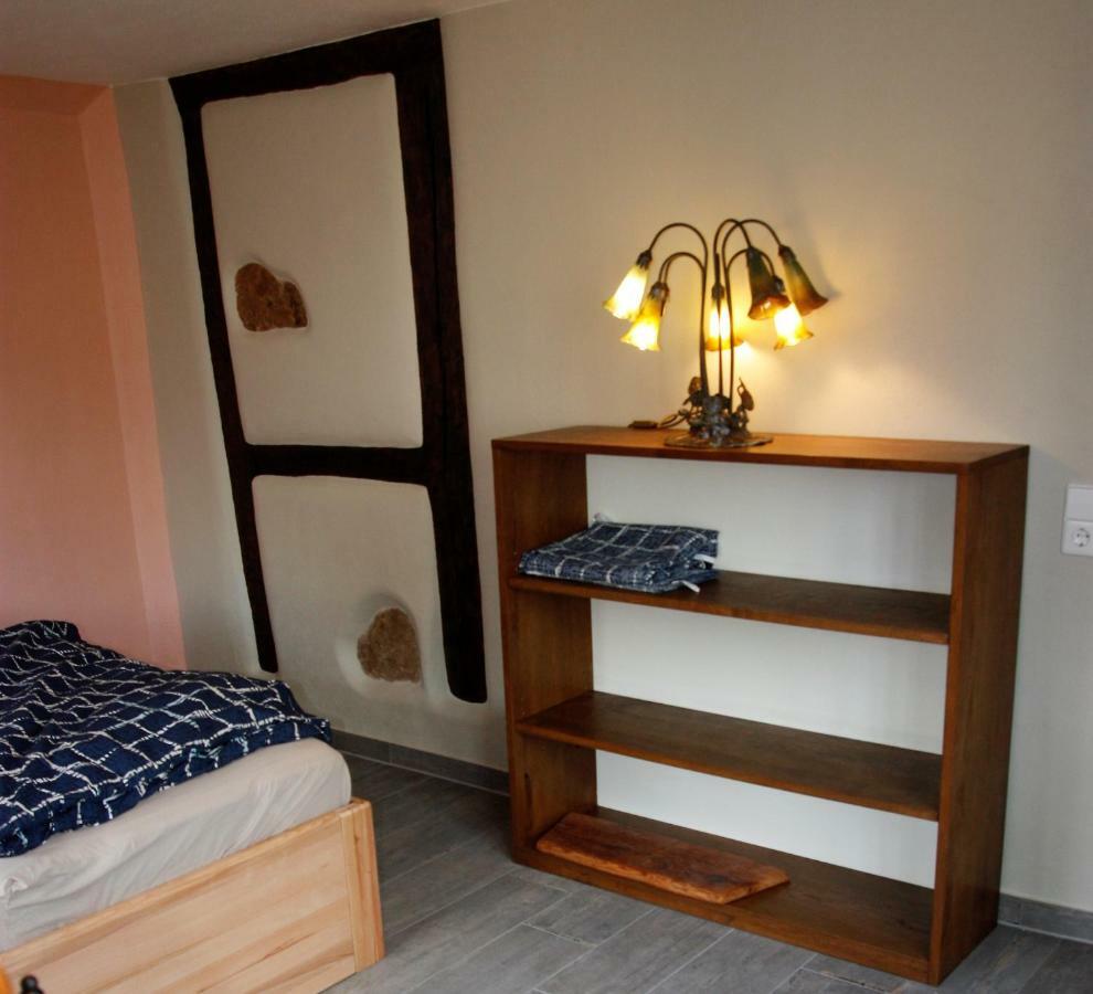 Gemuetliche Gaestezimmer In Einem Neu Sanierten Fachwerkhaus Sachsenheim Dış mekan fotoğraf